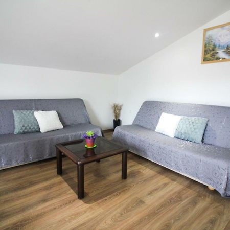 Sebi Apartment 300 M From Beach Rovinj Bagian luar foto